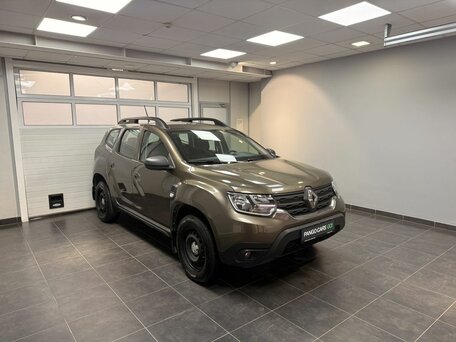 2021 Renault Duster II, коричневый, 2025000 рублей, вид 3
