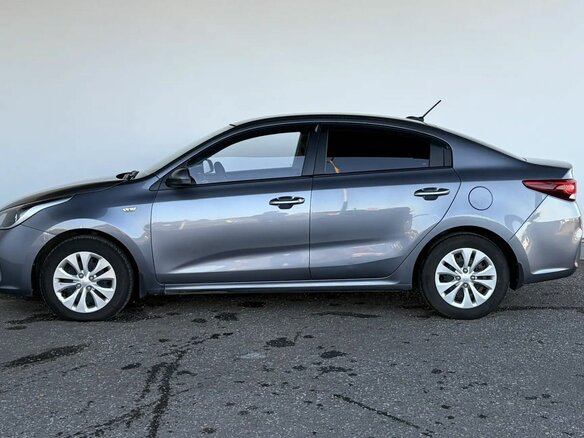 2018 Kia Rio IV, серебристый, 1595000 рублей - вид 7