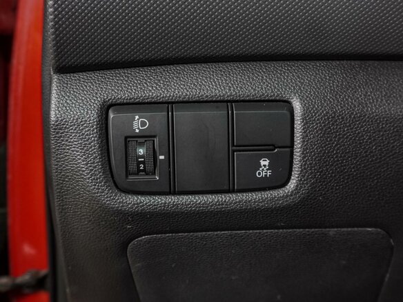2018 Hyundai Creta I, красный, 1599000 рублей - вид 15