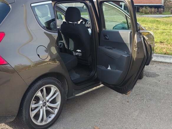 2012 Peugeot 3008 I, коричневый, 750000 рублей - вид 12