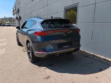 2023 Cupra Formentor I, серый, 2700000 рублей, вид 2