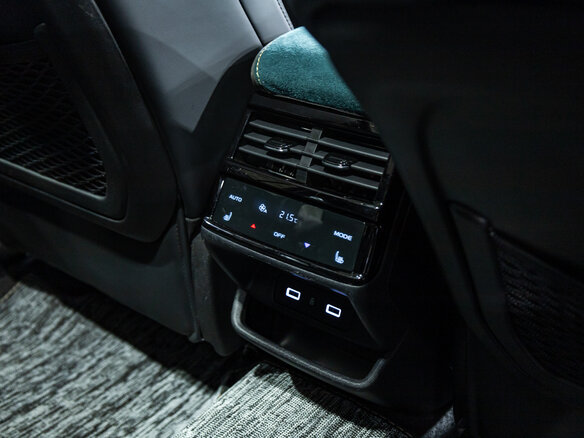 2023 Geely Monjaro I, синий, 3100000 рублей - вид 14