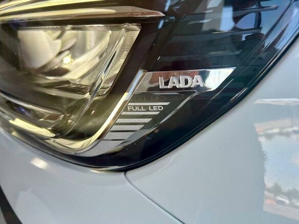 2026 Lada (ВАЗ) Vesta SW Cross I Рестайлинг (NG), белый, 2251000 рублей - вид 4