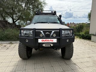 1998 Nissan Safari V (Y61), серебристый, 2900000 рублей, вид 2