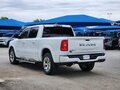 2025 Ram 1500 Quad Cab eTorque V Рестайлинг, белый, 5525000 рублей - вид 4