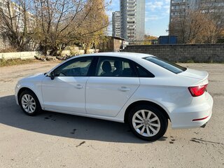 2014 Audi A3 III (8V), белый, 1350000 рублей, вид 4