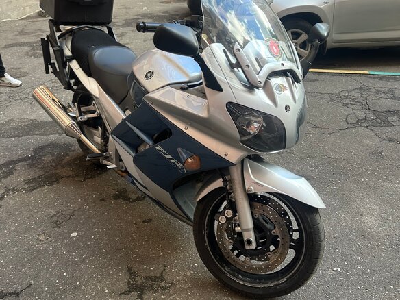 2005 Yamaha FJR1300, серый, 400000 рублей - вид 2