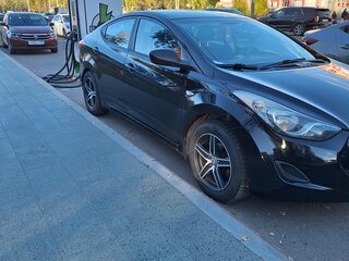 2013 Hyundai Elantra V (MD), чёрный, 995000 рублей, вид 4