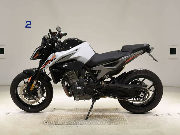 2023 KTM 790 Duke, серый, 847000 рублей