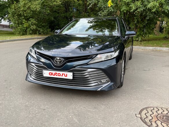 2019 Toyota Camry VIII (XV70), синий, 2700000 рублей - вид 1