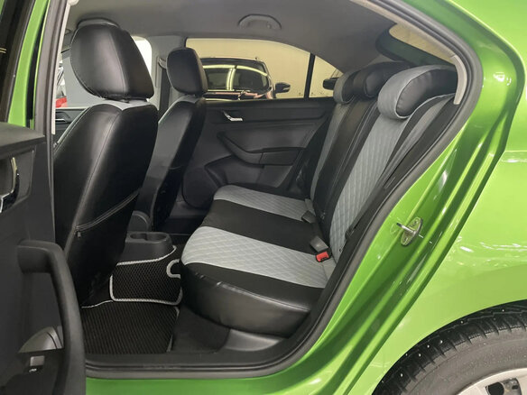 2017 Skoda Rapid I, зелёный, 1100000 рублей - вид 14