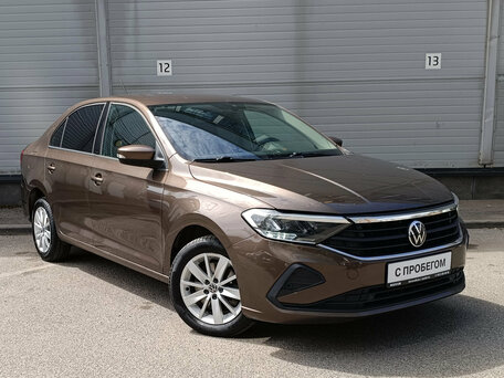 2020 Volkswagen Polo VI, коричневый, 1399000 рублей, вид 3