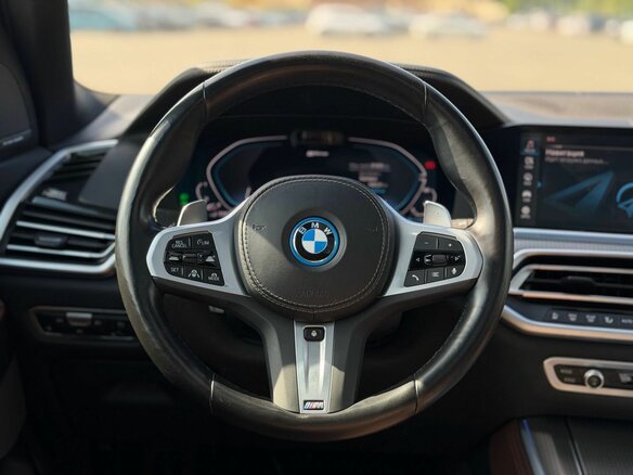 2022 BMW X5 45e IV (G05/G18), синий, 7900000 рублей - вид 23