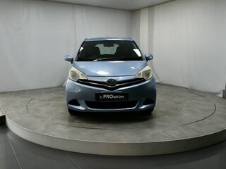 2011 Toyota Ractis II, голубой, 845000 рублей, вид 2
