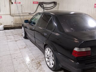 1991 BMW 3 серии M50 320i III (E36), чёрный, 300000 рублей, вид 5
