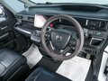 2018 Honda Stepwgn V Рестайлинг, белый, 2579000 рублей - вид 6