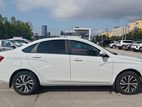2018 Lada (ВАЗ) Vesta I, белый, 780000 рублей, вид 3