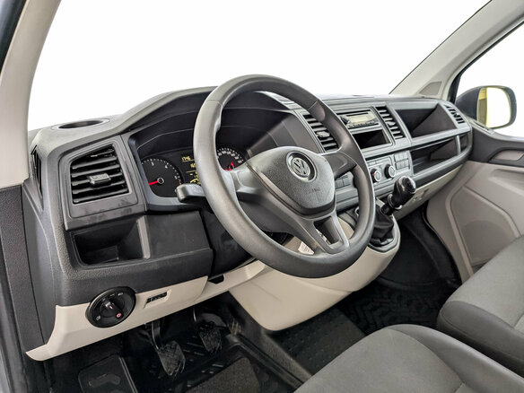 2017 Volkswagen Transporter, серый, 2440000 рублей - вид 15