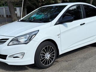 2016 Hyundai Solaris I Рестайлинг, белый, 1200000 рублей, вид 1