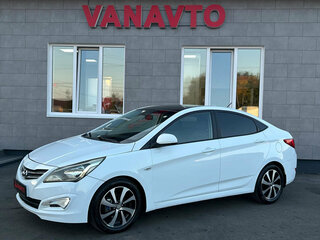 2015 Hyundai Solaris I Рестайлинг, белый, 950000 рублей, вид 1