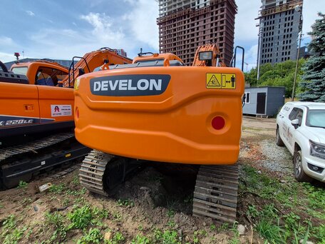 2023 Develon DX180, оранжевый, 12990000 рублей, вид 4