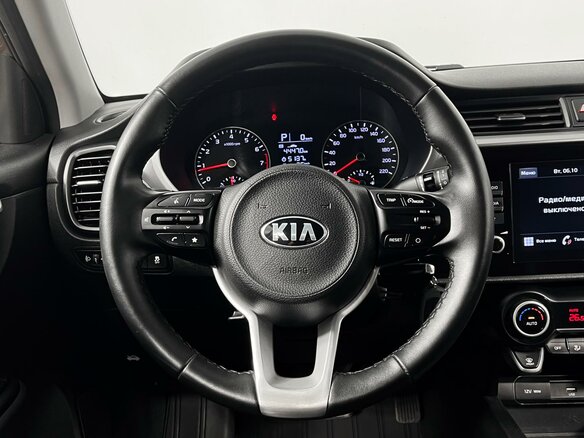 2020 Kia Rio IV Рестайлинг, коричневый, 1595000 рублей - вид 10