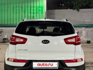 2011 Kia Sportage III, белый, 1150000 рублей, вид 4