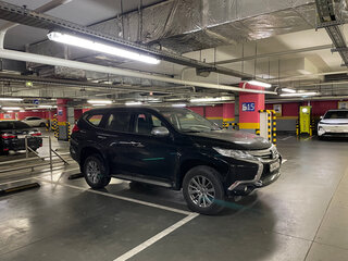 2018 Mitsubishi Pajero Sport III, чёрный, 3500000 рублей, вид 2