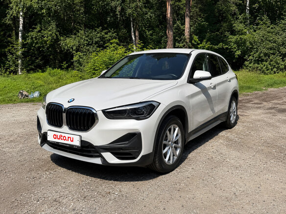 2020 BMW X1 18i sDrive II (F48) Рестайлинг, белый, 3150000 рублей