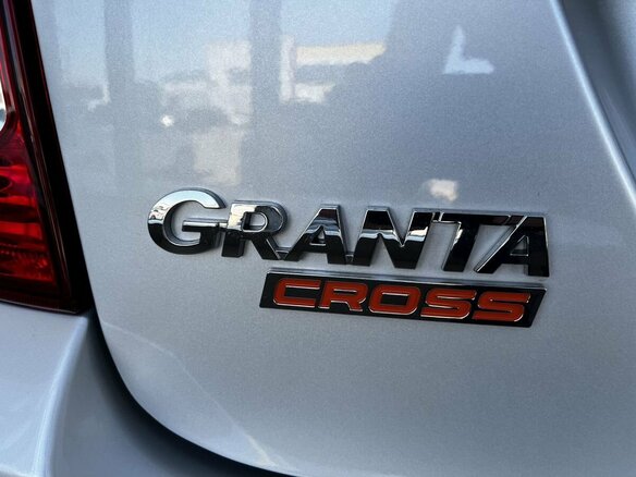 2025 Lada (ВАЗ) Granta Cross I Рестайлинг, серебристый - вид 6