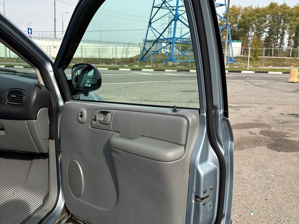 2005 Dodge Caravan Grand IV, серый - вид 17