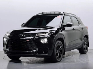 2022 Chevrolet TrailBlazer III, чёрный, 1930000 рублей, вид 1