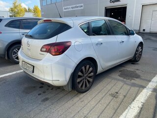 2013 Opel Astra J Рестайлинг, белый, 749000 рублей, вид 4