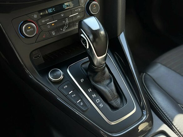2017 Ford Focus III Рестайлинг, чёрный, 1280000 рублей - вид 23