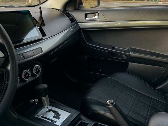 2008 Mitsubishi Lancer X, белый, 770000 рублей - вид 26
