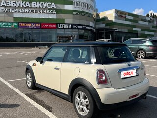 2012 Mini Hatch Cooper II (R56) Рестайлинг, белый, 950000 рублей, вид 4