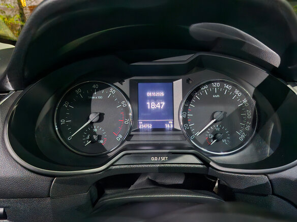 2014 Skoda Octavia III (A7), серебристый, 950000 рублей - вид 7