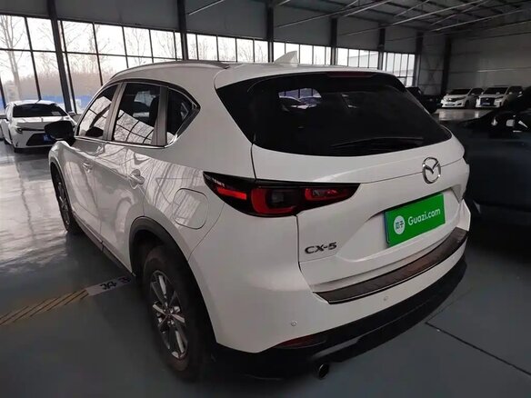 2023 Mazda CX-5 II Рестайлинг, белый, 2340000 рублей - вид 17