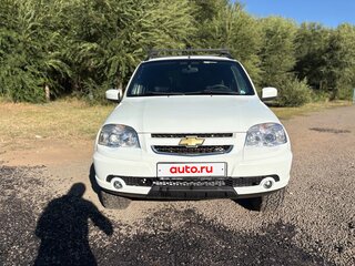 2012 Chevrolet Niva I Рестайлинг, белый, 500000 рублей, вид 2
