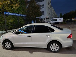 2014 Volkswagen Polo V, серебристый, 775000 рублей, вид 5