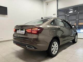2026 Lada (ВАЗ) Vesta I Рестайлинг (NG), коричневый, 1995000 рублей, вид 4