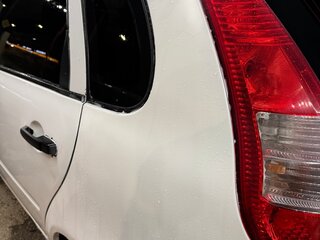 2011 Lada (ВАЗ) Kalina I, белый, 245000 рублей, вид 4