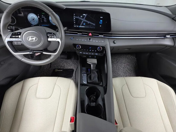 2023 Hyundai Avante VII Рестайлинг, серый, 2020007 рублей - вид 4