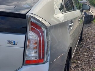 2015 Toyota Prius III Рестайлинг (XW30), серебристый, 1250000 рублей, вид 2