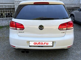 2011 Volkswagen Golf VI, белый, 700000 рублей, вид 4
