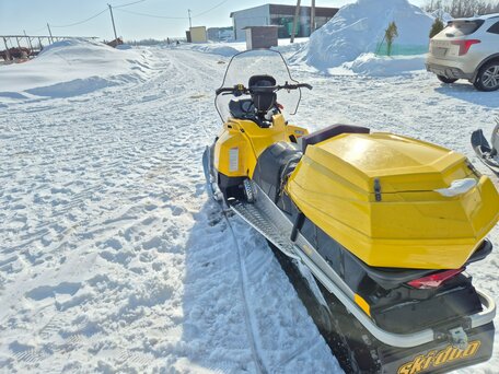 2013 BRP Ski-Doo Tundra 550, жёлтый, 800000 рублей, вид 3