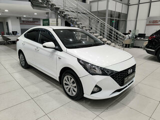 2020 Hyundai Solaris II, белый, 1020000 рублей, вид 3