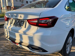 2026 Lada (ВАЗ) Vesta I Рестайлинг (NG), белый, 1550000 рублей, вид 4