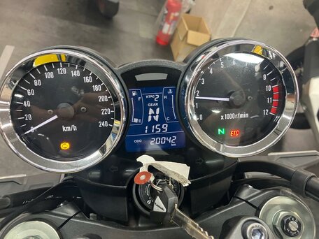 2024 Kawasaki Z 900RS, зелёный, 1099000 рублей, вид 5