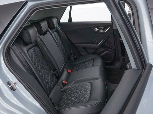 2026 Audi Q2 L 35 TFSI I Рестайлинг, серый, 3758888 рублей - вид 7